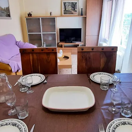 Apartment En Con 2 Habitaciones, Cocina Equipada Y Estacionamiento - Ideal Familias - Es-170-42 *