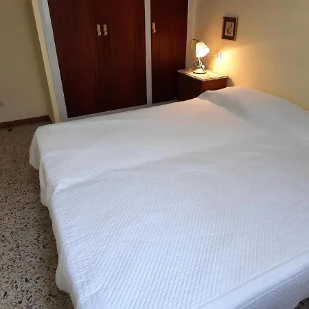 En Con 2 Habitaciones, Cocina Equipada Y Estacionamiento - Ideal Familias - Es-170-42 Apartment