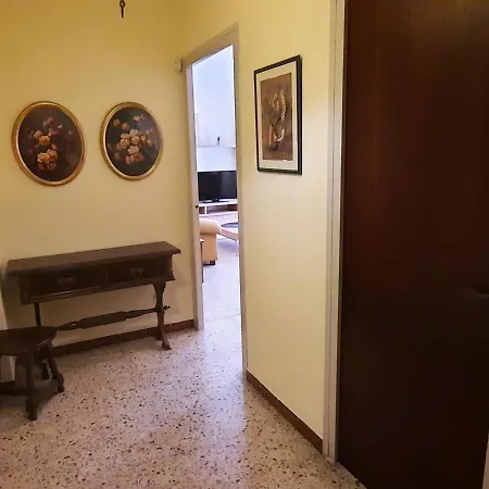 En Con 2 Habitaciones, Cocina Equipada Y Estacionamiento - Ideal Familias - Es-170-42